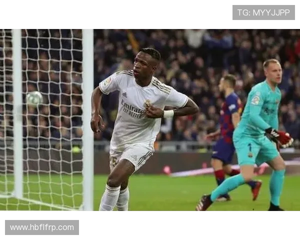 维尼修斯边路爆射失误，皇马错失关键进攻良机(1)